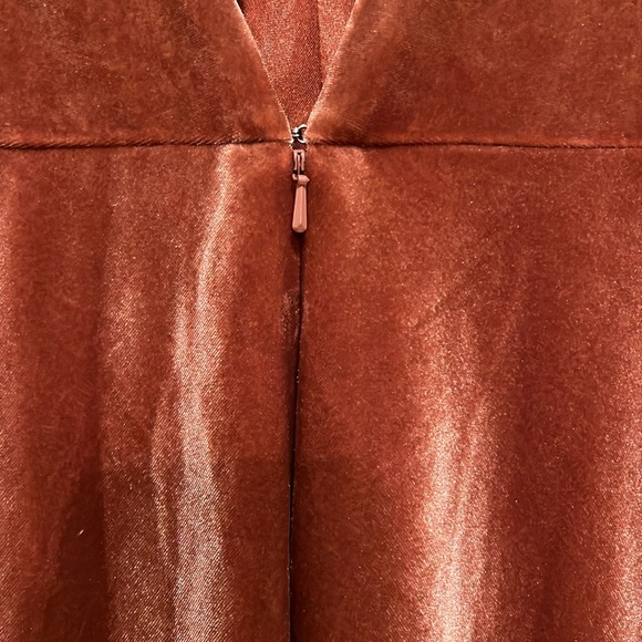 BHLDN Jenny Yoo Ryland V-Neck Long-Sleeve Open-Back Stretch Velvet Gown NWT - Picture 9 of 17